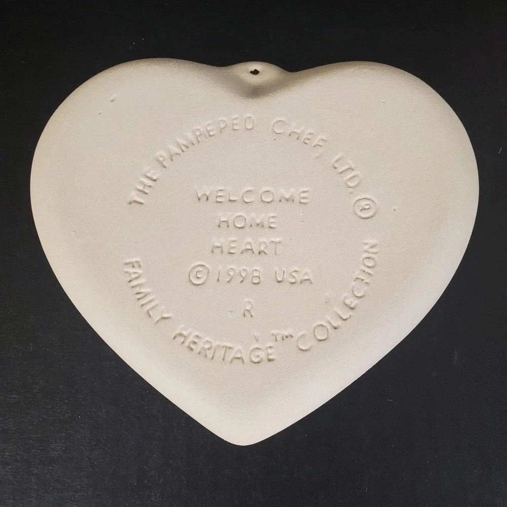 Pampered Chef WELCOME HOME HEART Family Heritage Collection Cookie Mold NIB Vtg